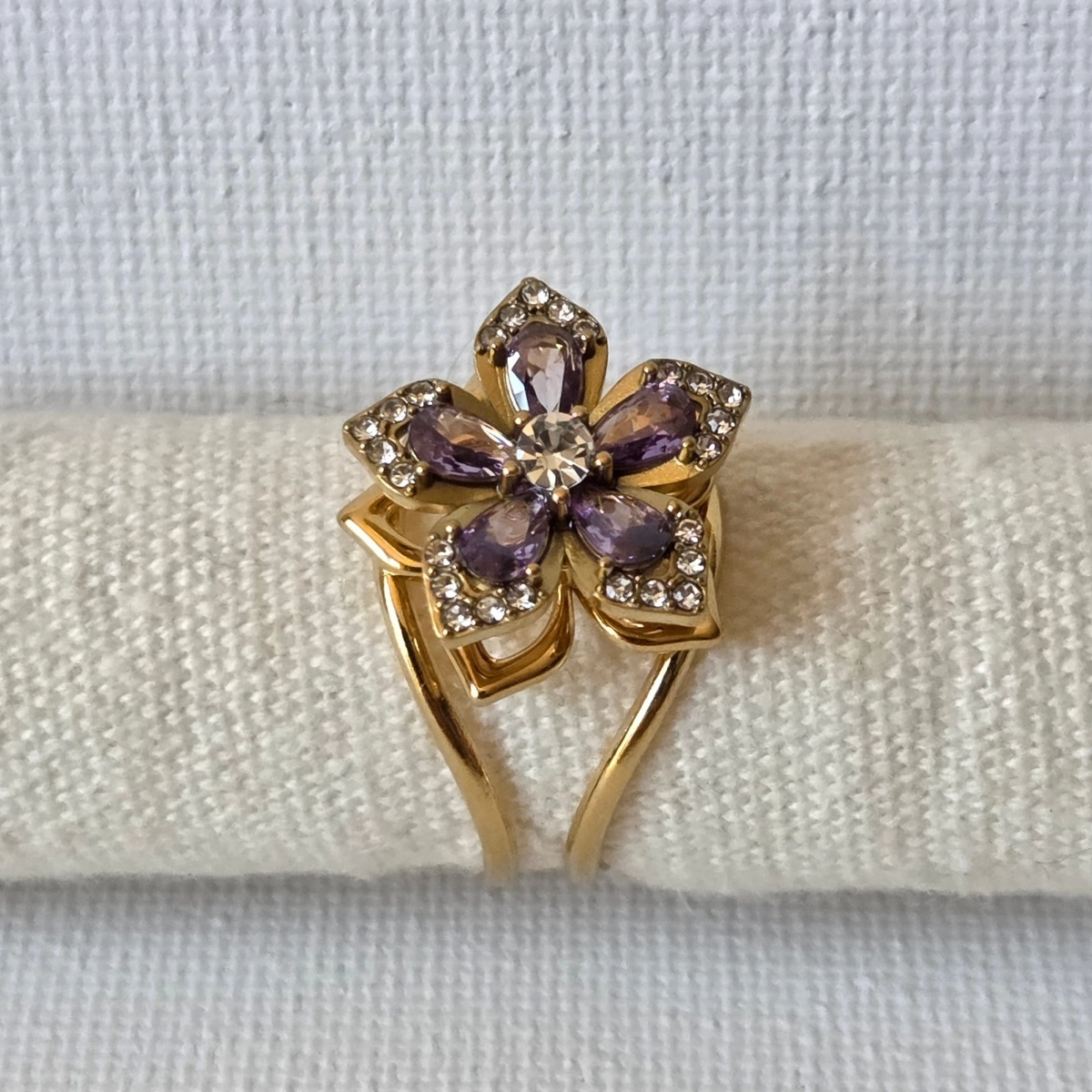 Bague femme anti stress fleur tournante acier inoxydable doré violet élégant